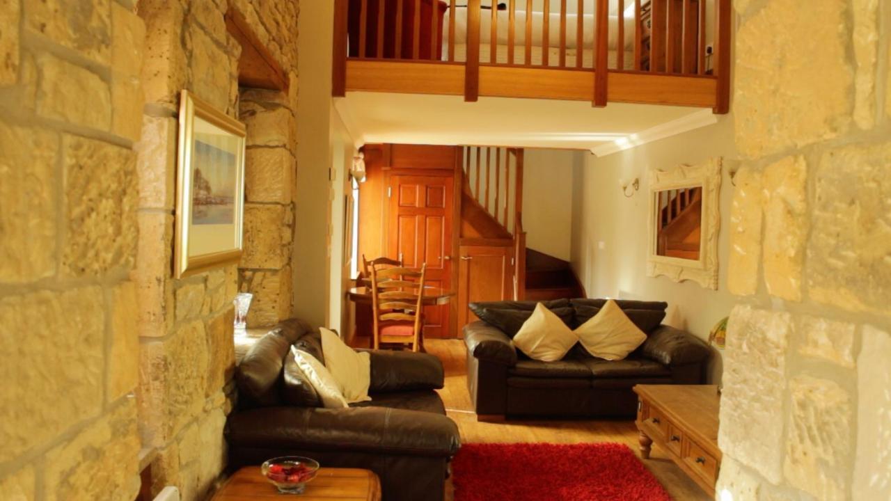 Smiddy Lodge Balloch Eksteriør billede