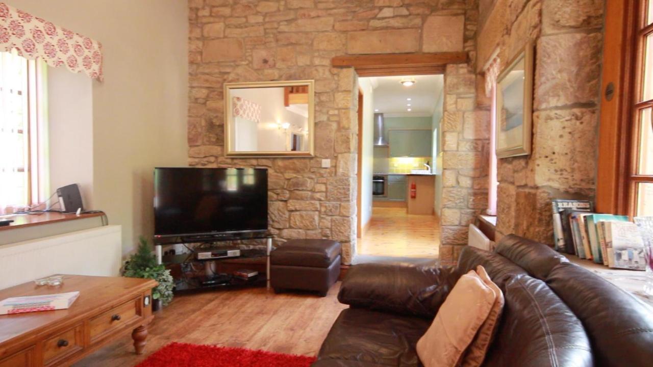 Smiddy Lodge Balloch Eksteriør billede